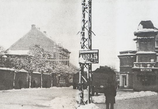 Kliknutím zvětšit