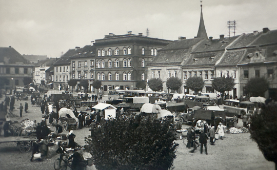 Kliknutím zvětšit